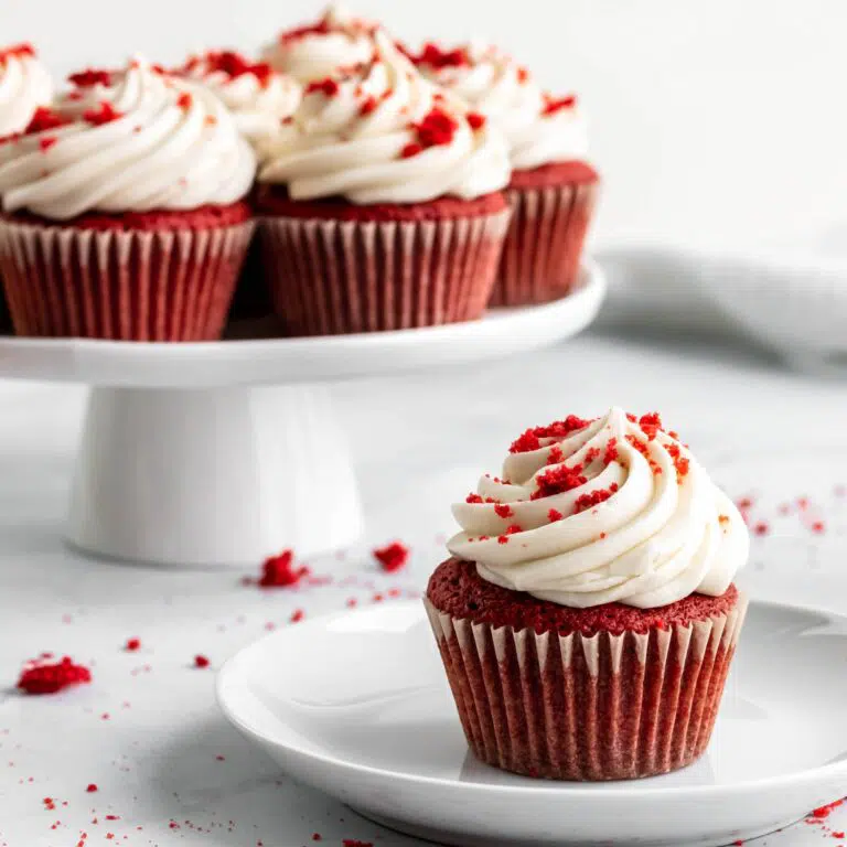 red velvet cupcakes with cream cheese frosting