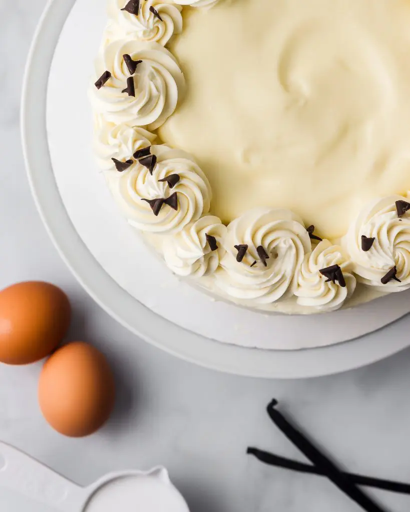 Rhubarb and custard layer cake - delicious. magazine