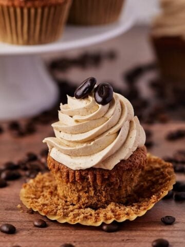 coffee cupcakes with coffee buttercream