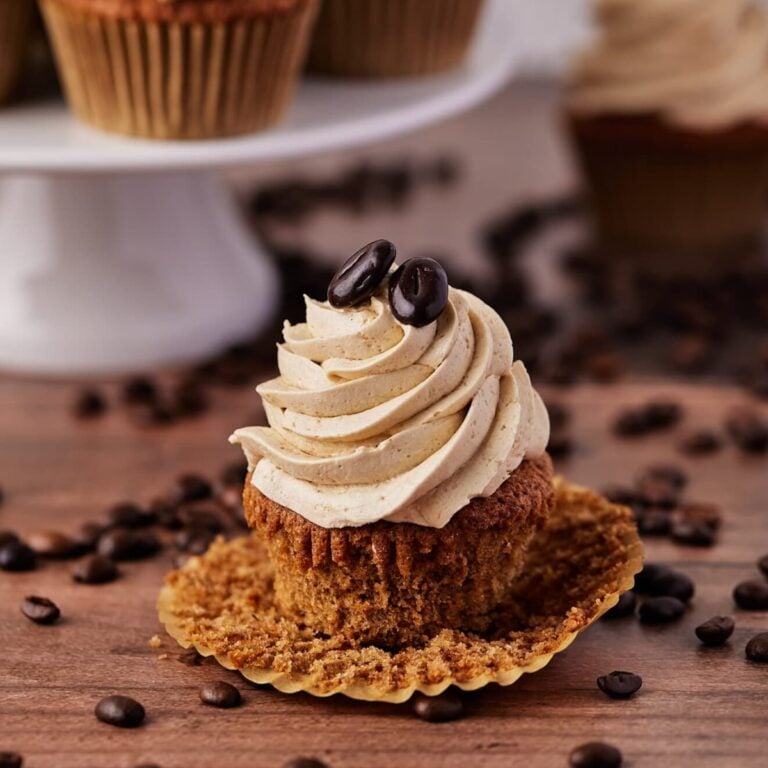 coffee cupcakes with coffee buttercream