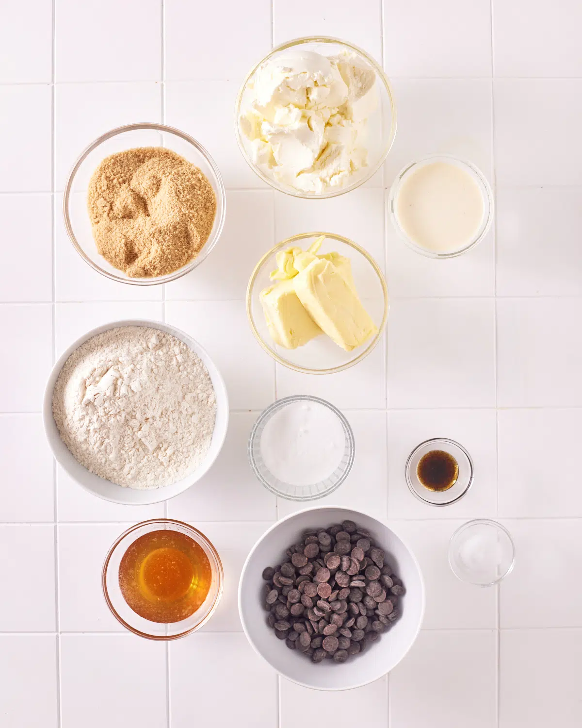 Ingredients to Make Millionaires Cheesecake. 