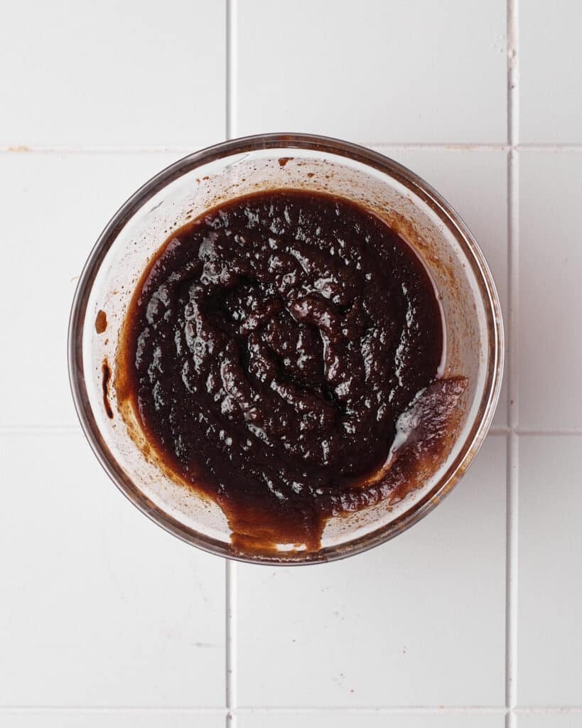 cinnamon filling for cinnamon roll cheesecake.