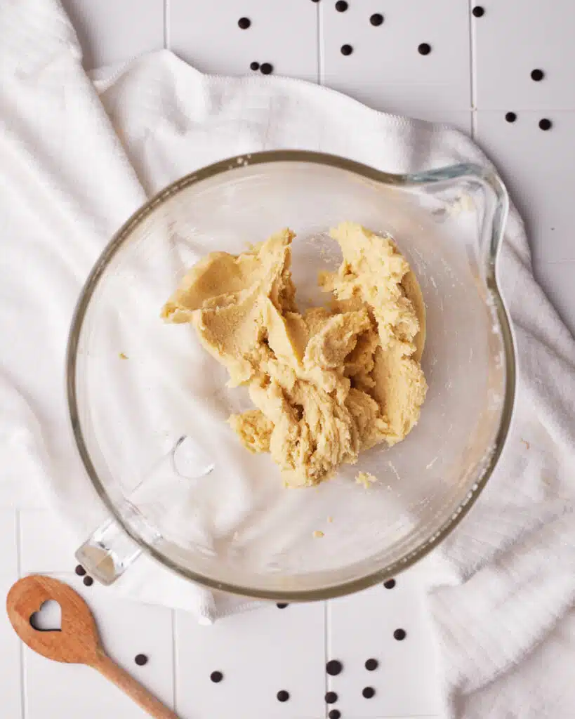 process shot of making no bake cookie dough bites.