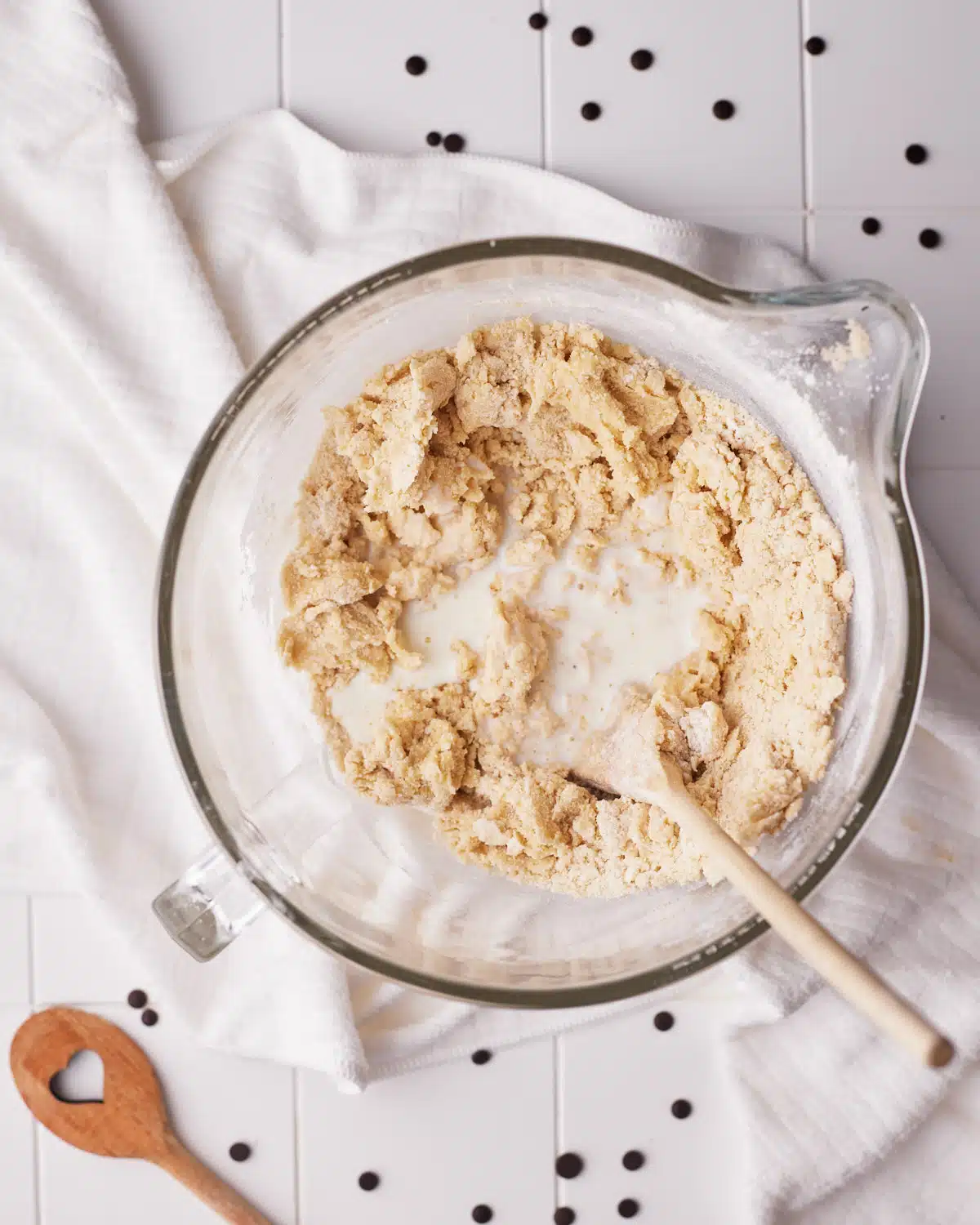 process shot of making no bake cookie dough bites. 