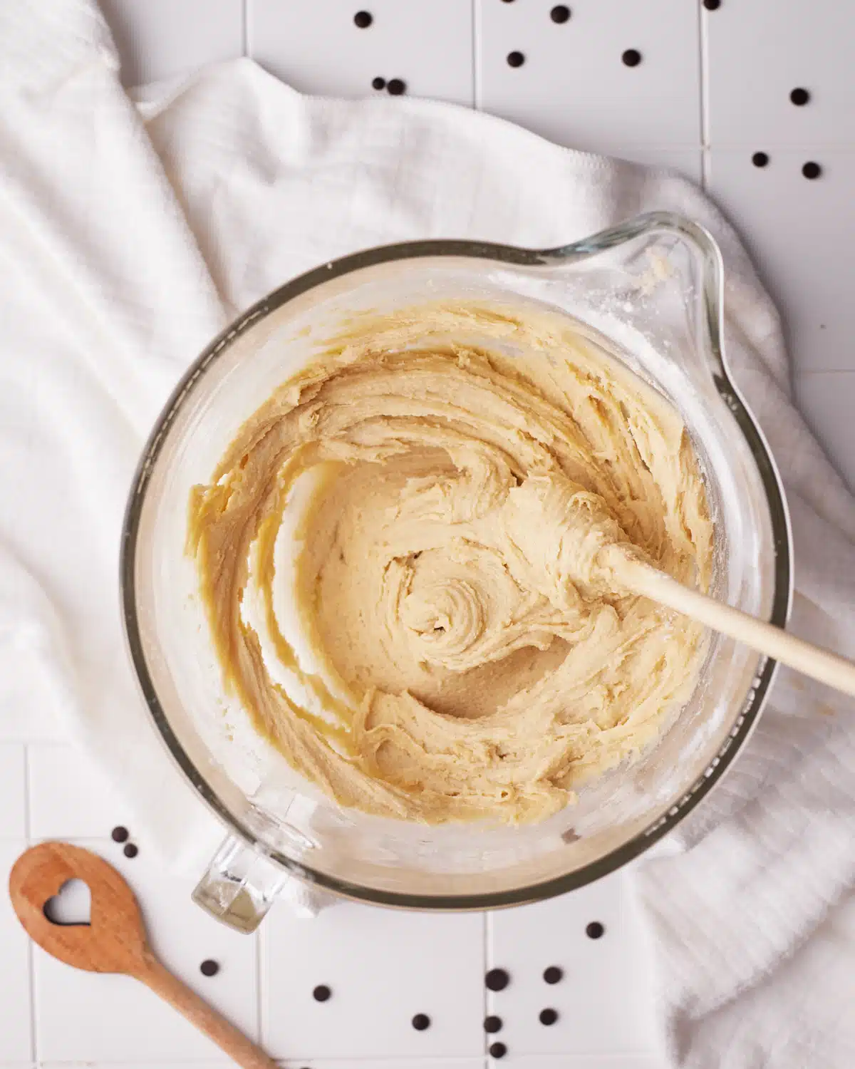 process shot of making no bake cookie dough bites. 