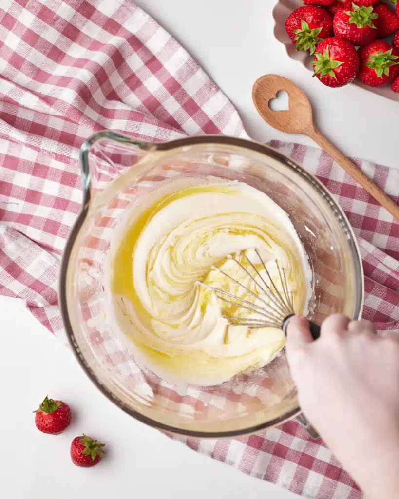 process shot for strawberry brownies.