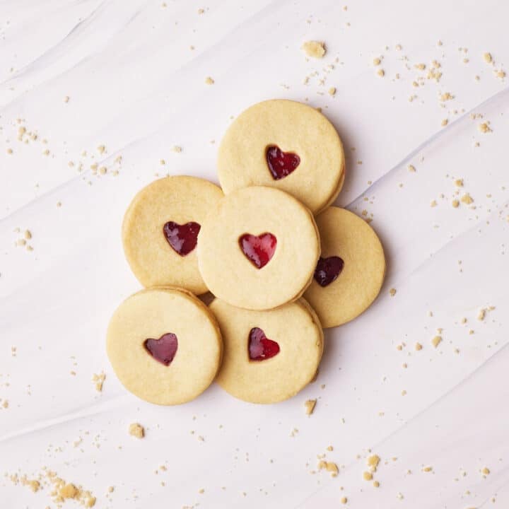 Homemade jammie dodgers lying in a pile.