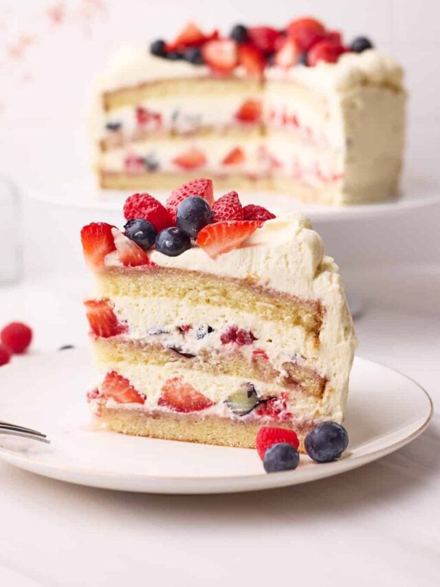 Berry Chantilly Cake Recipe