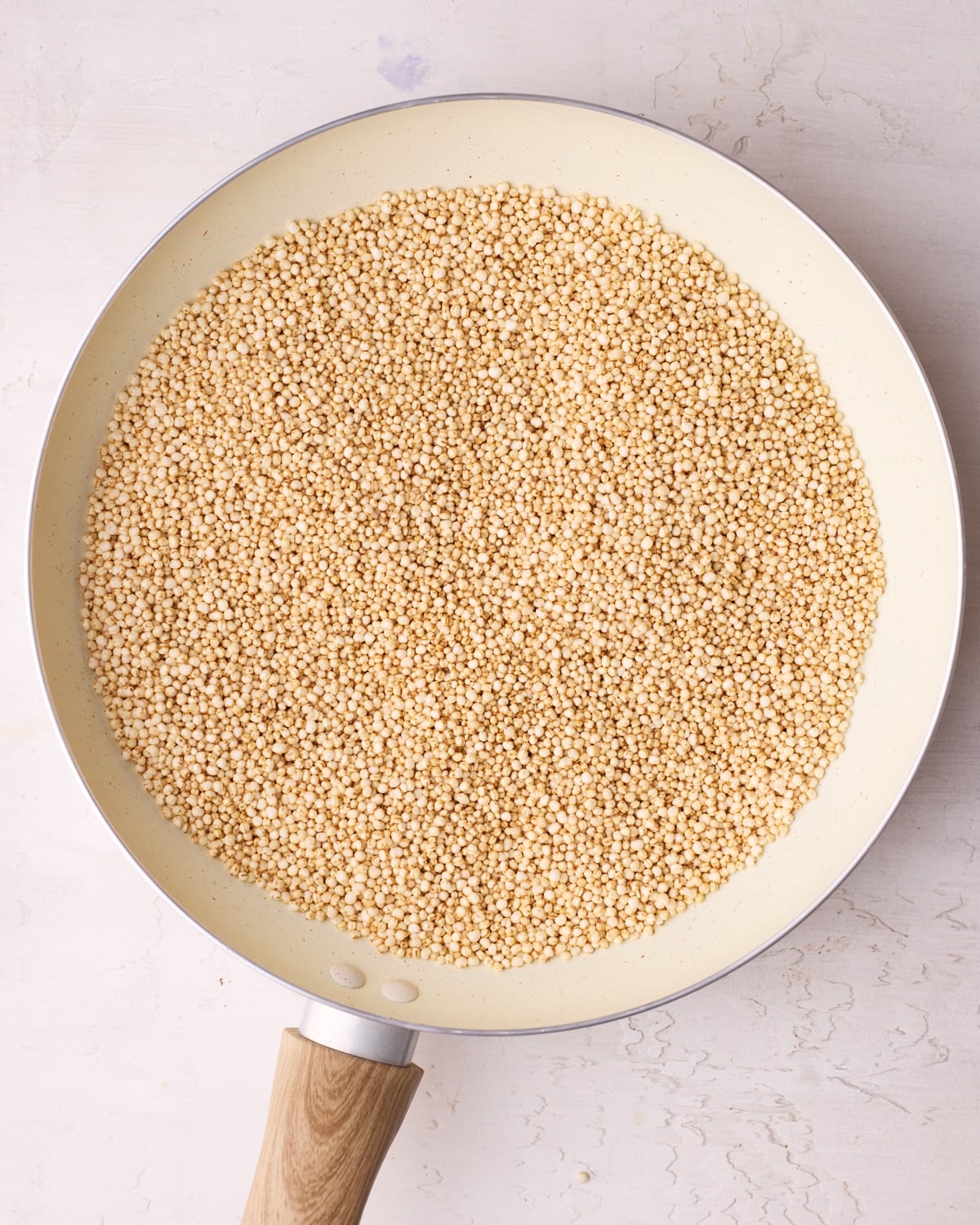 Chocolate Quinoa Crisps - Easy 5 Minute Recipe