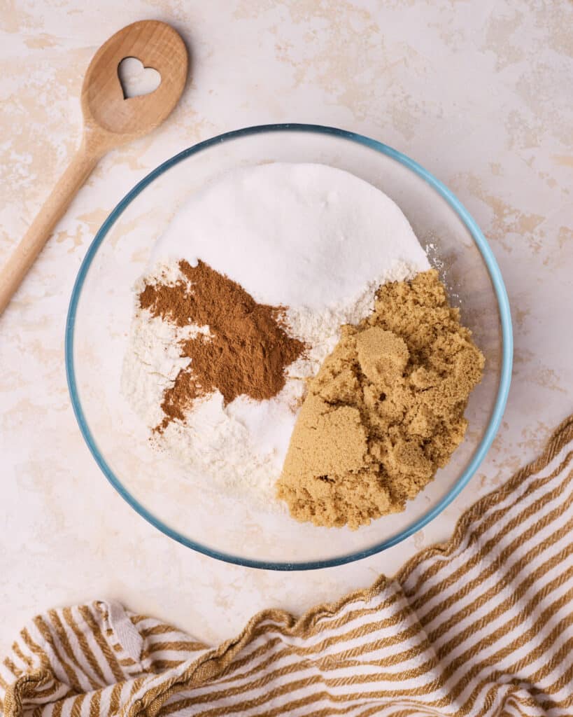 Remaining flour, sugar, cinnamon and salt added to a separate bowl for crumble topping.